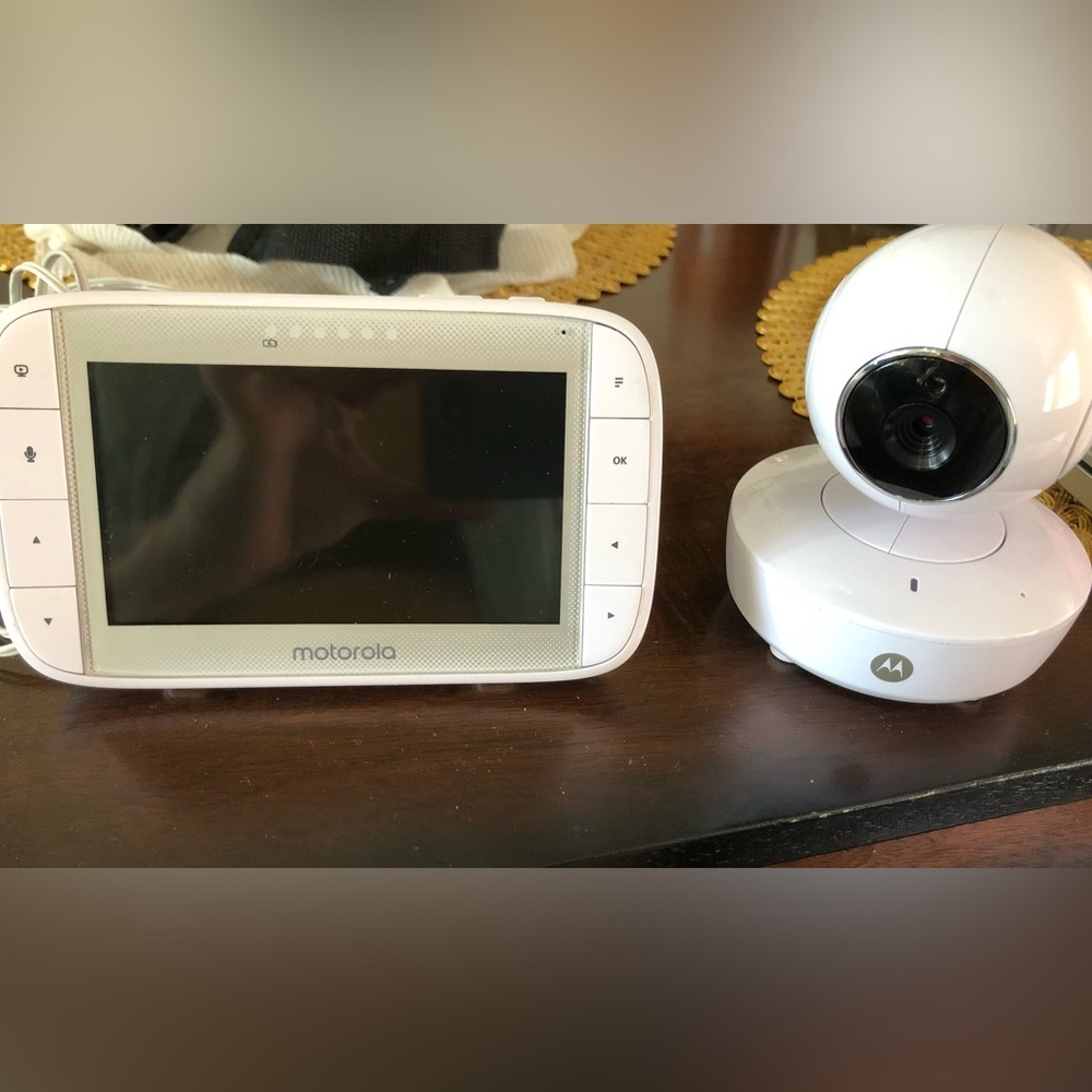 Motorola Baby Monitor - MBP36XL Portable Video Baby Monitor with Camera